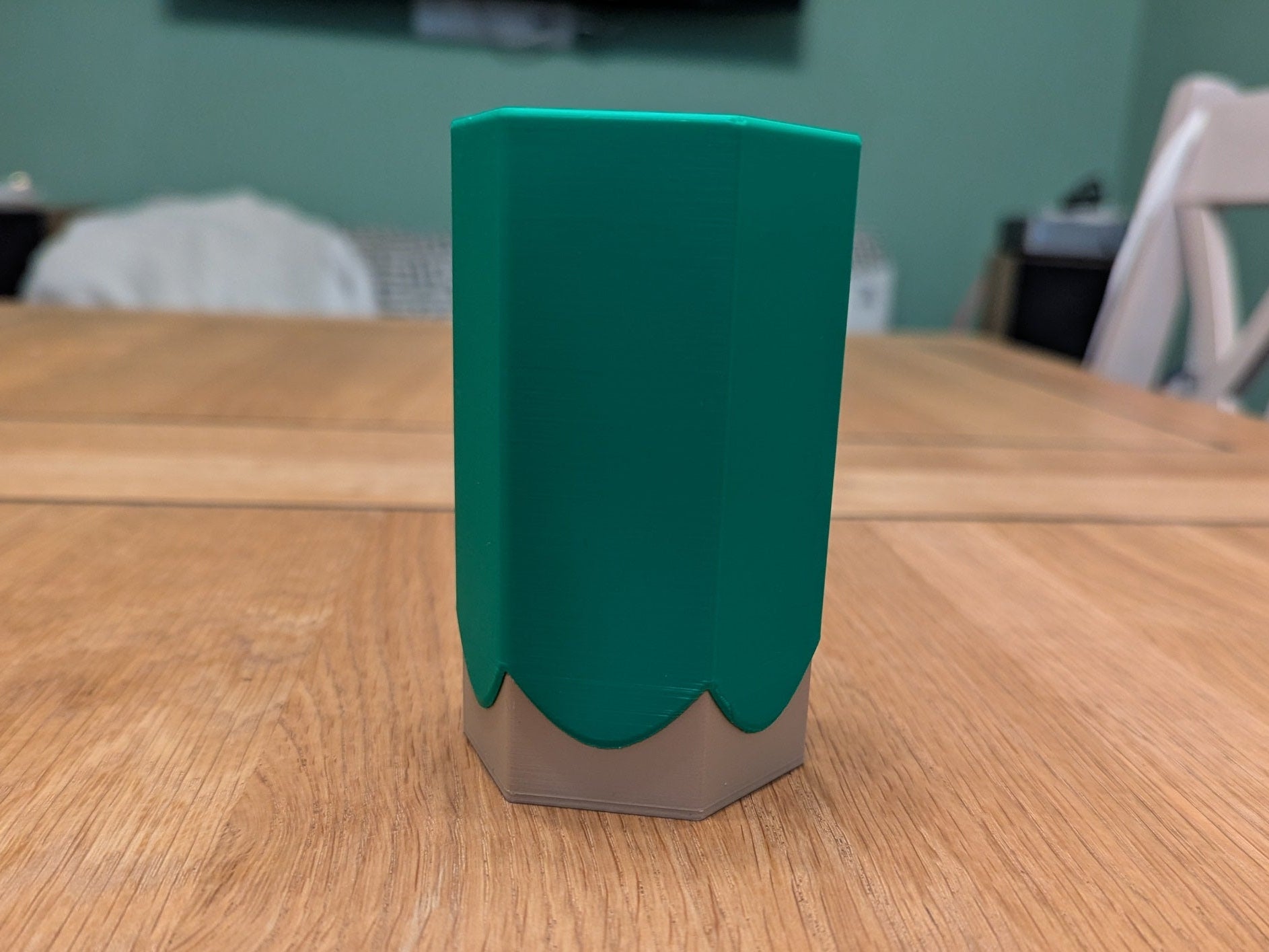 Pencil-Shaped Pencil Pot